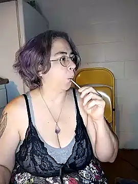 GraceHenderson online show from 12-12-24, 12:59