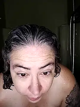 GraceHenderson online show from 10-31-25, 06:53