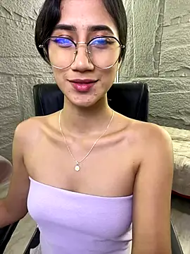 KaitlynLoveCam online show from 10-03-25, 11:35