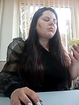 Snapshot of ValhallaXXL chatting on 01-24-25, 08:02 ValhallaXXL online show from 01-24-25, 08:02