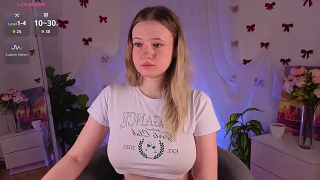 MaydaFoulk online show from 03-06-26, 01:13