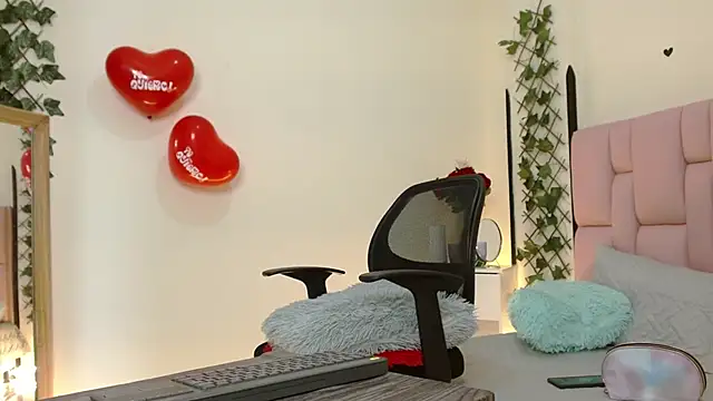 Snapshot of isabela_ferrer_ chatting on 02-14-25, 04:52 isabela ferrer  online show from 02-14-25, 04:52