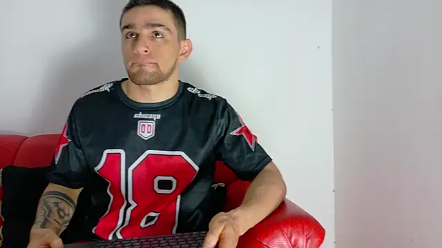 Sexy Alejandro  online show from 11-19-25, 07:25