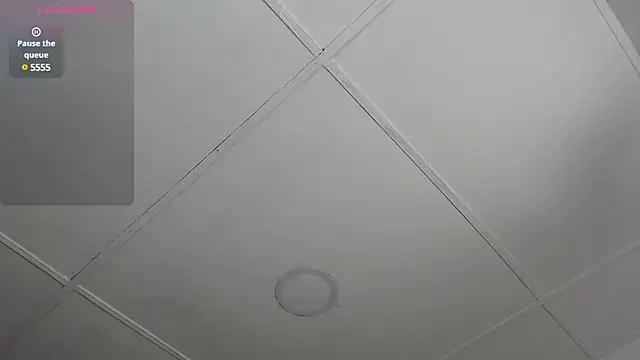 dannaberlin 0 online show from 02-10-25, 12:39