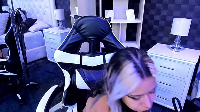 rave connor online show from 12-30-24, 06:49