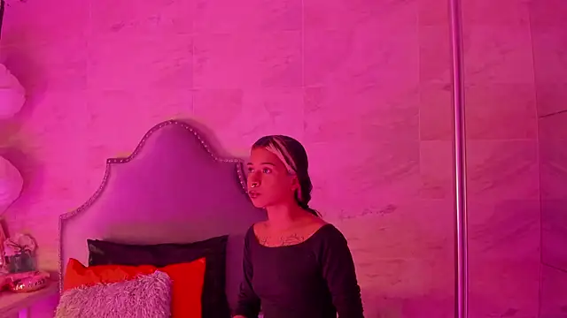 Snapshot of rave_connor chatting on 01-24-25, 04:17 rave connor online show from 01-24-25, 04:17