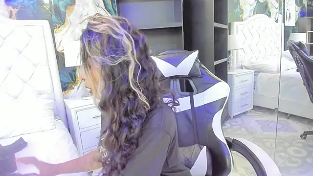 rave connor online show from 10-07-25, 07:00