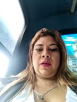 Laura-Hernandez online show from 12-19-24, 03:30