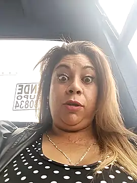 Laura-Hernandez online show from 02-04-25, 04:18