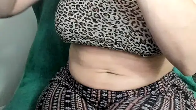 Snapshot of bigb00tyjudyyX chatting on 05-07-26, 04:01 bigb00tyjudyyX online show from 05-07-26, 04:01