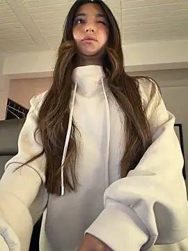 aly golden  online show from 04-23-26, 07:41