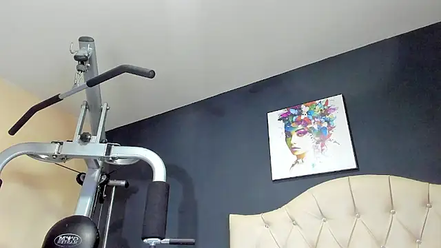 Snapshot of Kenia_Fox chatting on 03-06-25, 07:14 Kenia Fox online show from 03-06-25, 07:14