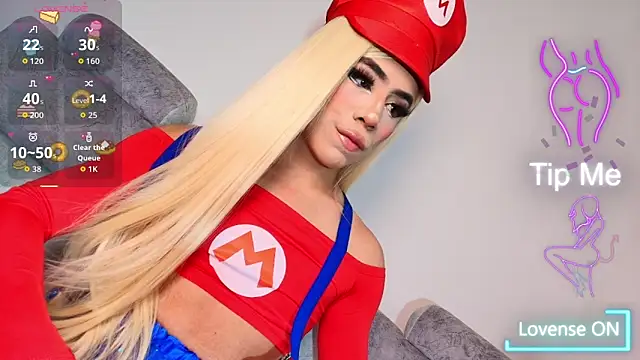 Snapshot of Kenia_Fox chatting on 10-28-25, 06:28 Kenia Fox online show from 10-28-25, 06:28