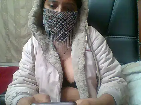 kamayanisingh24 online show from 01-20-25, 08:18