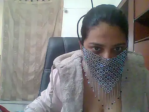 kamayanisingh24 online show from 01-25-25, 07:17