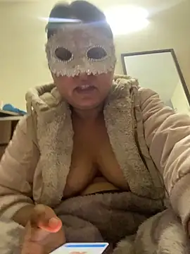 kamayanisingh24 online show from 02-28-25, 07:14