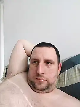 Snapshot of HE-M123 chatting on 10-06-25, 01:52 HE-M123 online show from 10-06-25, 01:52