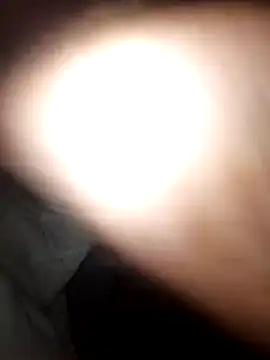 Snapshot of HE-M123 chatting on 10-15-25, 01:06 HE-M123 online show from 10-15-25, 01:06