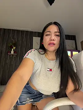 Abril10  online show from 02-18-26, 02:35