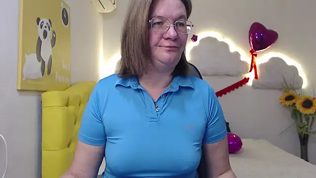 HolyMilfa online show from 03-20-25, 07:58