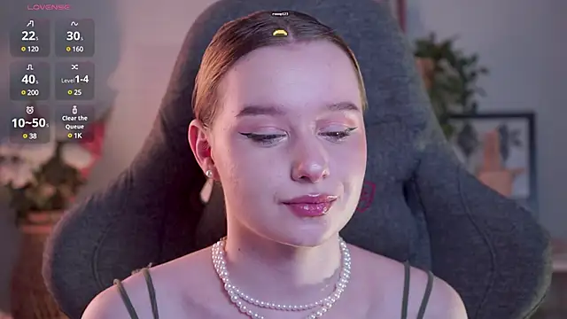 AdeleLoomis online show from 12-29-24, 08:26