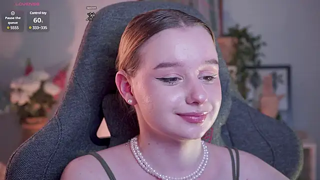 AdeleLoomis online show from 12-29-24, 11:29