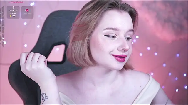 AdeleLoomis online show from 02-10-25, 08:31