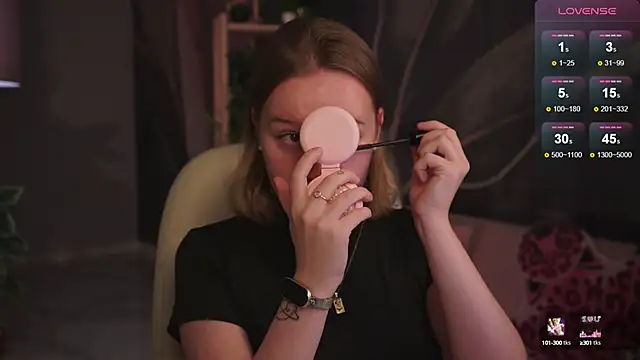 AdeleLoomis online show from 10-04-25, 02:20