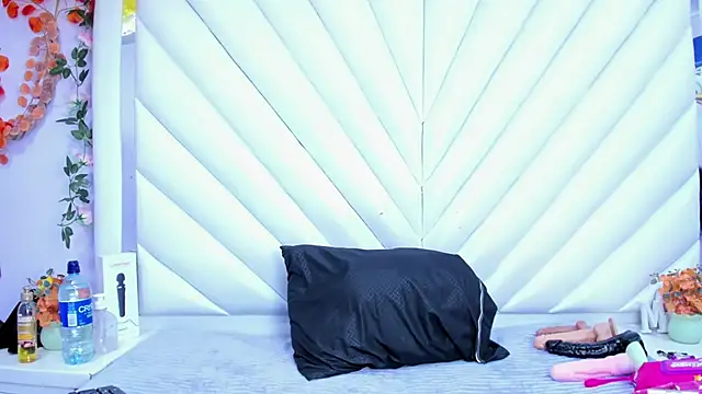 SalmaSantos online show from 03-01-26, 02:46