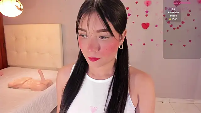 Maia W10 online show from 03-13-26, 12:23