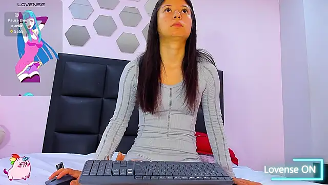 Catalina Jonex online show from 02-24-26, 11:30