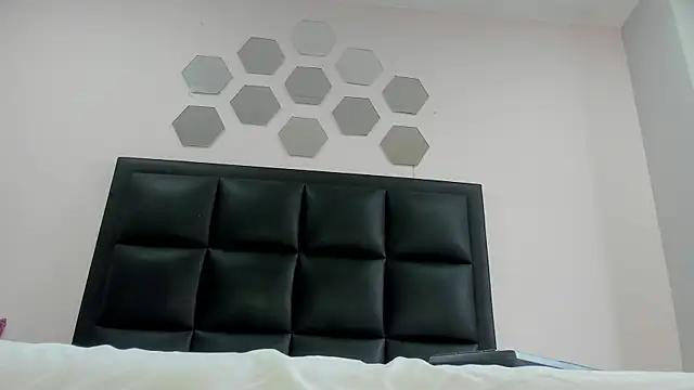 Catalina Jonex online show from 05-05-26, 11:40