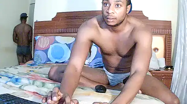 Snapshot of quincyray chatting on 02-11-25, 10:28 quincyray online show from 02-11-25, 10:28