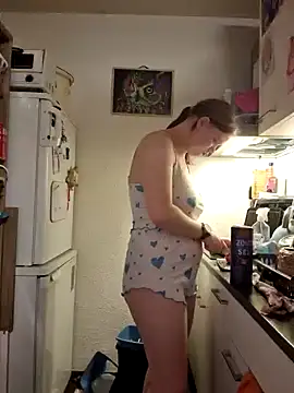 Snapshot of rose_bunny chatting on 01-17-25, 12:42 rose bunny online show from 01-17-25, 12:42