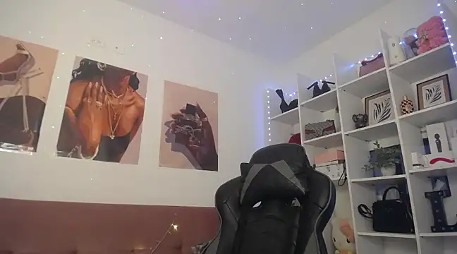 catalinapalencia online show from 02-22-25, 06:41