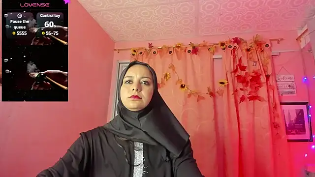 Snapshot of BadraSaadi chatting on 01-24-25, 12:10 BadraSaadi online show from 01-24-25, 12:10