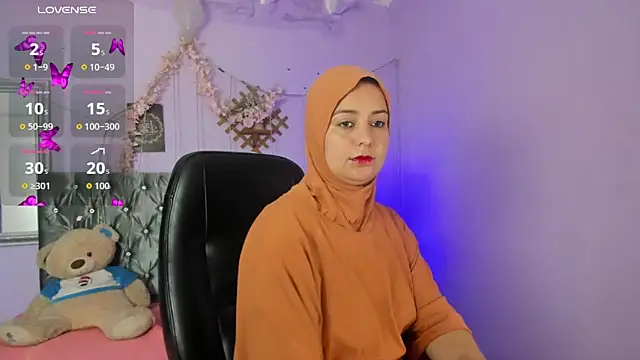 Snapshot of BadraSaadi chatting on 11-20-25, 01:00 BadraSaadi online show from 11-20-25, 01:00