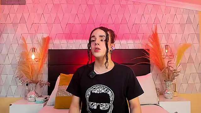 JustinePerry online show from 03-20-26, 03:55