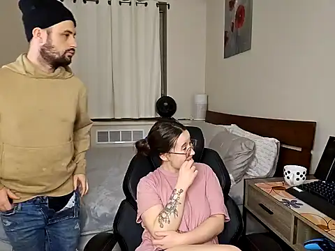 Kinkycouple1789 online show from 01-22-25, 01:31