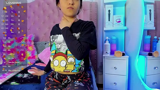 Snapshot of tokito_mitsuri chatting on 01-17-25, 03:32 tokito mitsuri online show from 01-17-25, 03:32