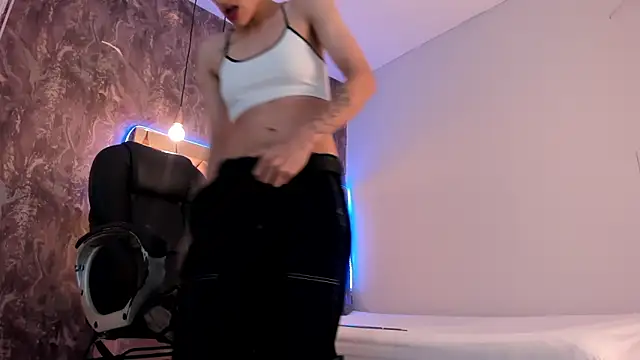 megan 100 online show from 02-27-25, 06:31