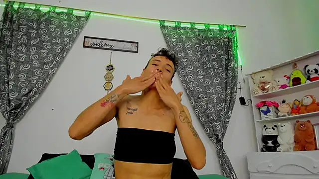 megan 100 online show from 09-24-25, 06:55