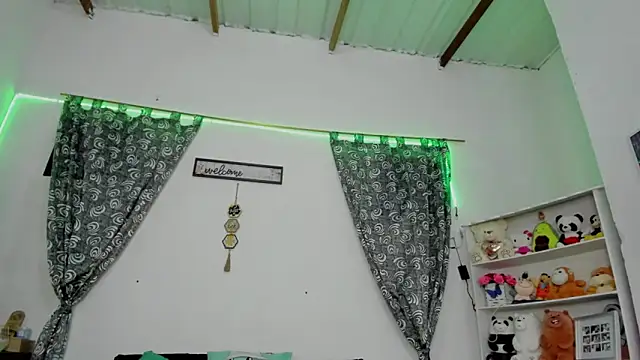 megan 100 online show from 09-25-25, 07:06