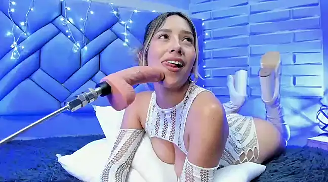 BriannaHarps online show from 01-11-25, 03:02