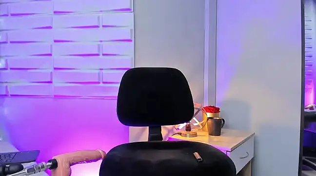 BriannaHarps online show from 01-17-25, 01:57