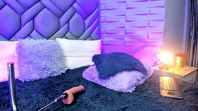 BriannaHarps online show from 02-13-25, 02:12