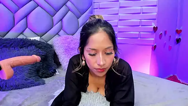 BriannaHarps online show from 02-15-25, 12:33