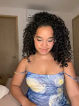 Lucy wilson5 online show from 02-06-25, 07:24