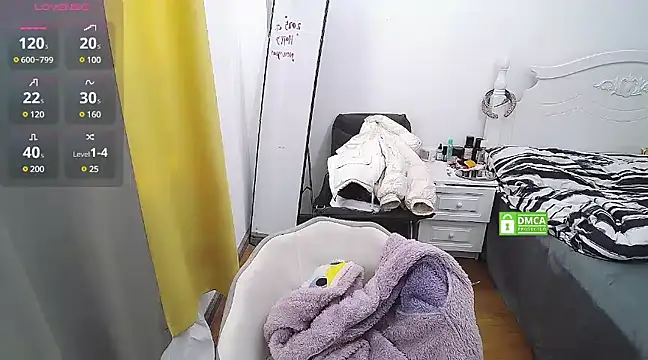 CN-Doudou online show from 02-17-25, 02:53