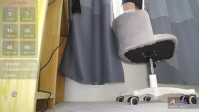 CN-Doudou online show from 03-18-25, 06:36